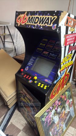 Old video game that will not show picture. Not sure what’s wrong with it. Maybe a fuse or something simple