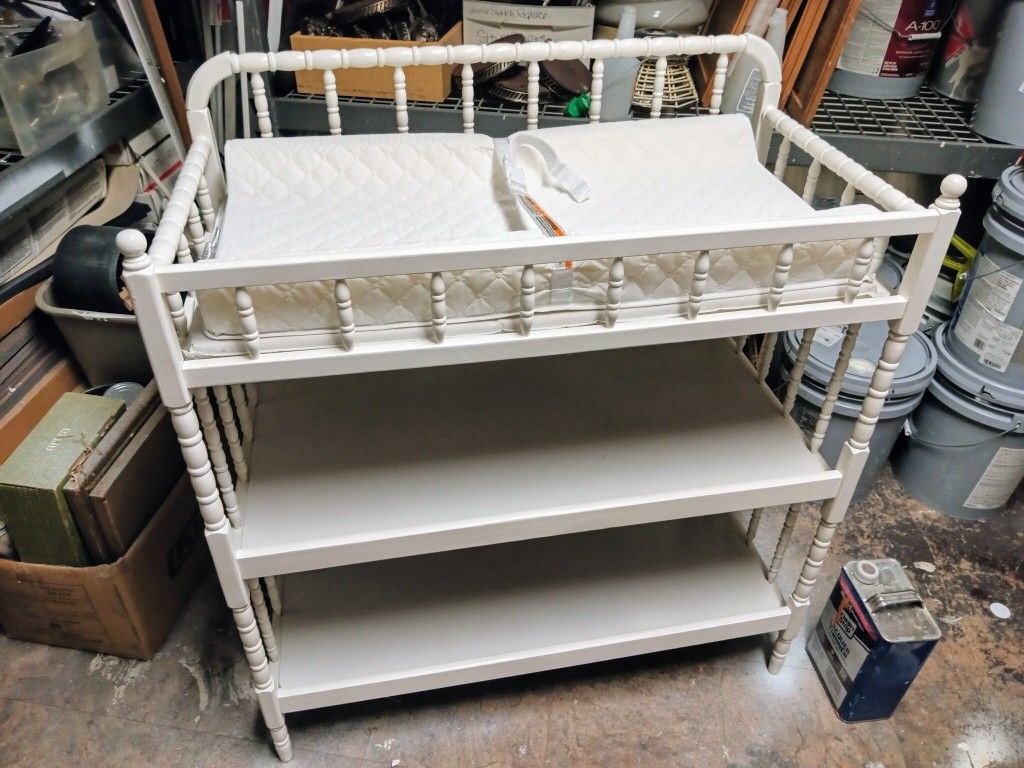 daVincia Jenny Lane Changing Table 