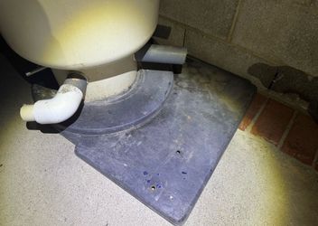 Pool Filter Stand pad only, Pool Pump Stand , Pool Heater Stand , pool equipment , water heater stand pad, No filter included ,I have pool equipment l