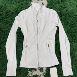 Lululemon Define Cropped Jacket White & Gold Zipper Size 4 & 6