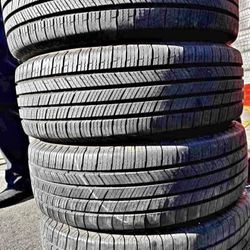 225 65 17 Michelin Tires Con 80% de Vida Las 4tires