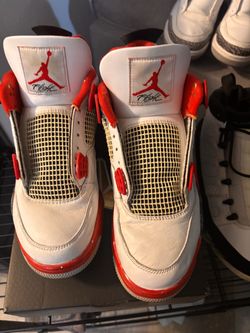 Sneakers size 11 1/2