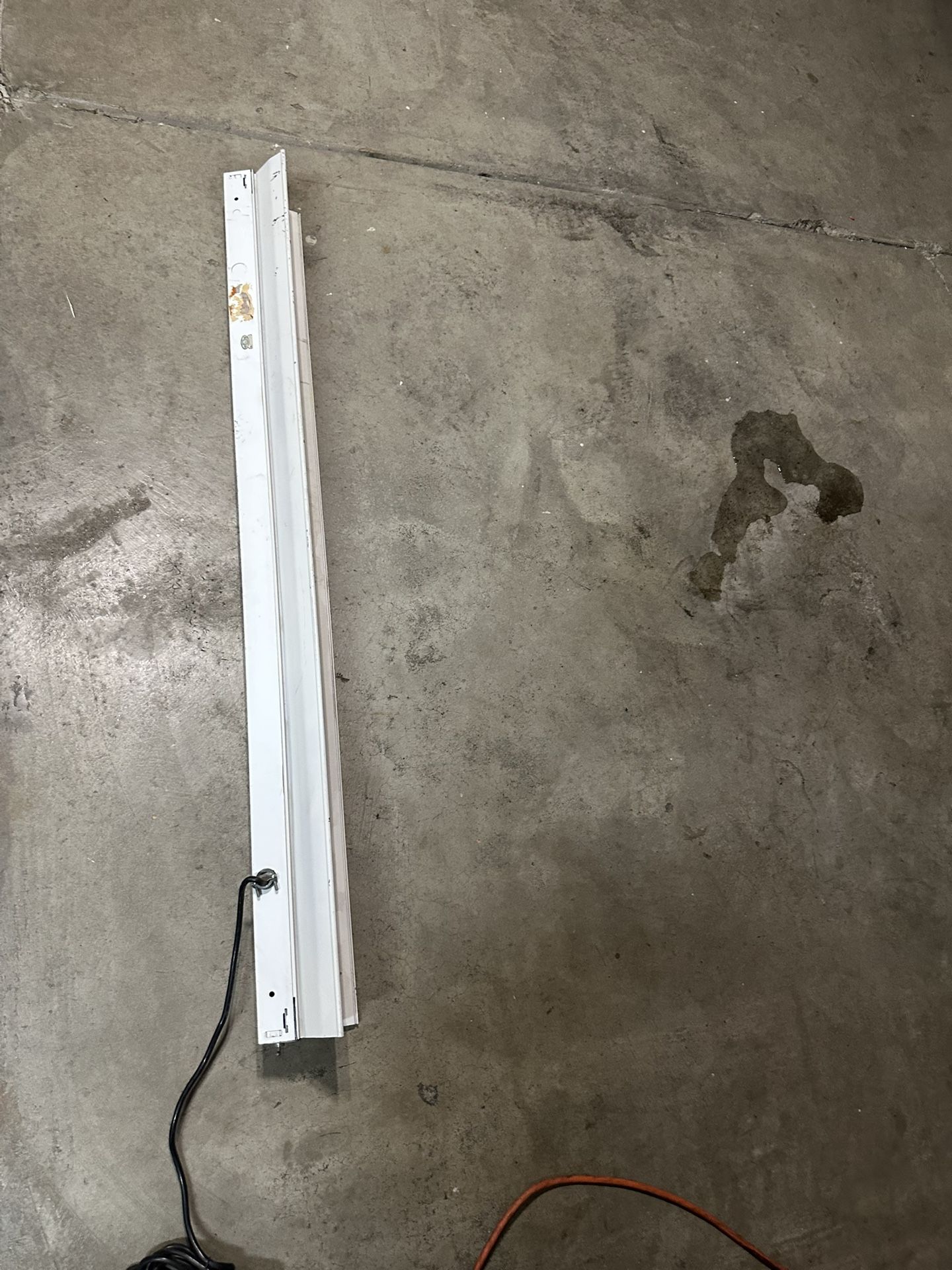 4’ Work Light