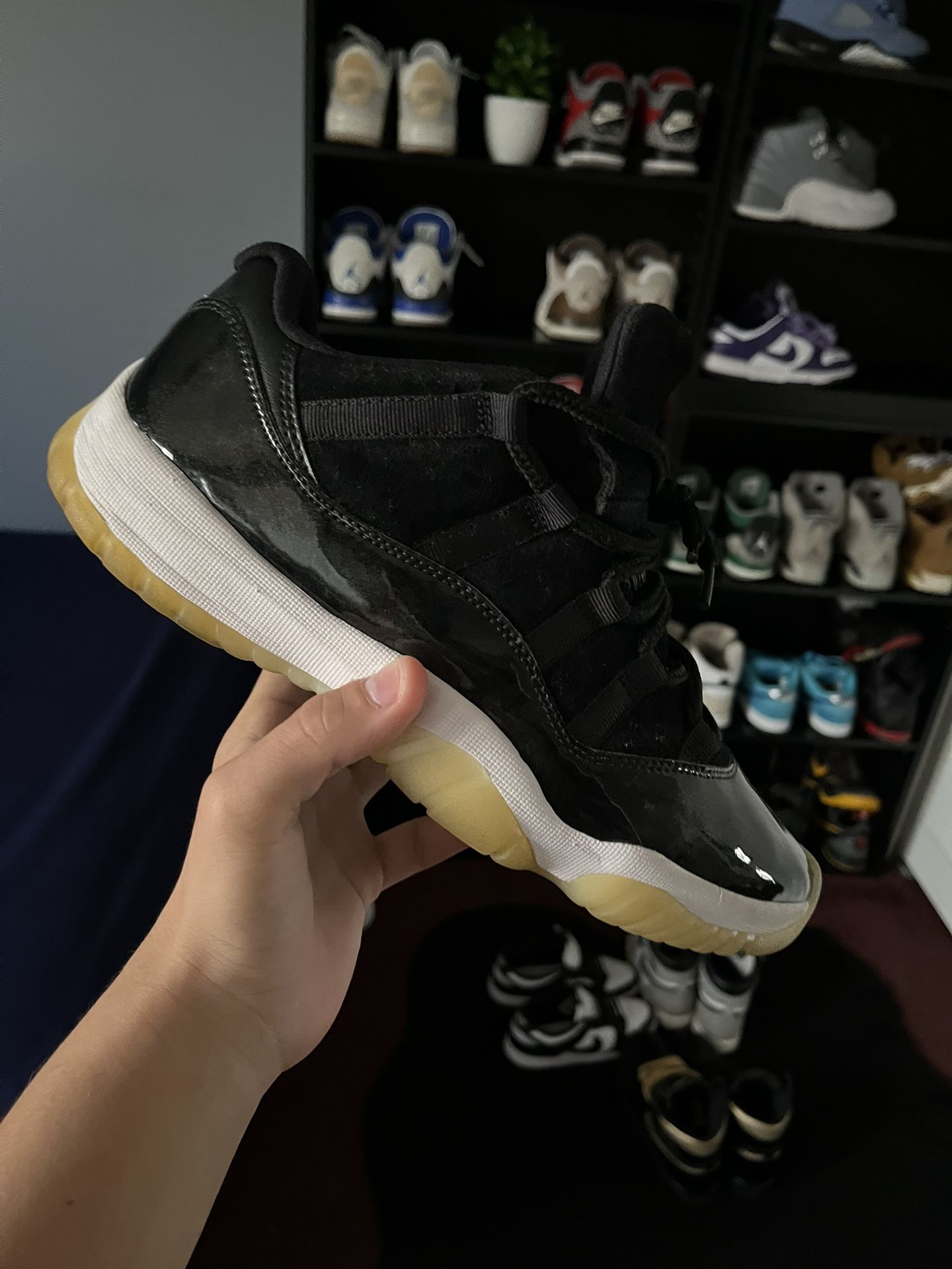 Jordan 11 Low Metallic Black/open To Trades 