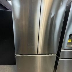 Lg French Door Plain Face Refrigerator With Water And Ice INSIDE