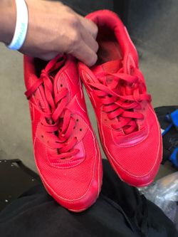 red nike airmaxes