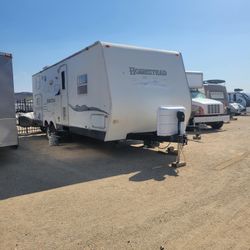 28-Foot Travel Trailer