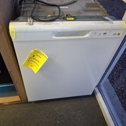 GE 24 In. Built-In Tall Tub Front Control White Dishwasher 