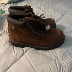 Sketchers Waterproof Boots 
