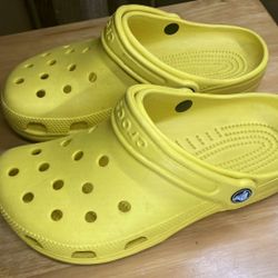 Yellow Crocs Classic Clogs Size M6 W8