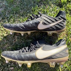 Nike Tiempo metal studs 