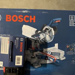 New Bosch 7-1/4 Miter Saw Slide /w 3 - 4Ah Batteries And Charger