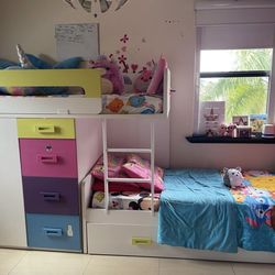 Double bed for kids