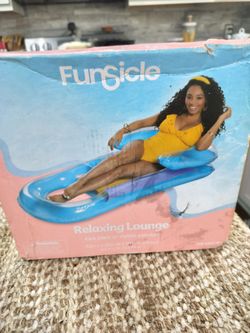 NEW Swim float
