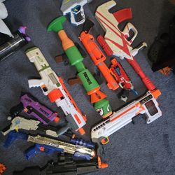  Nerf Guns 