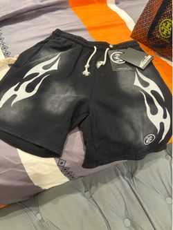 Hellstar Flame shorts XL