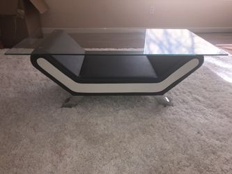 Living room/Dining room table