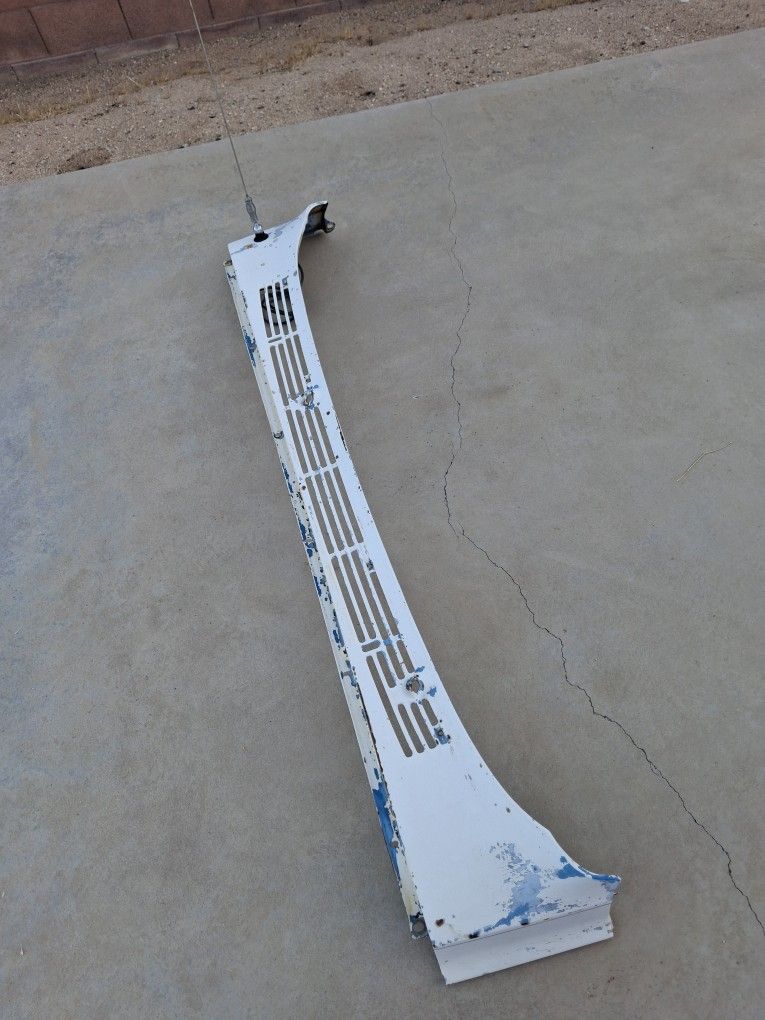 C10 Windshield Cowl
