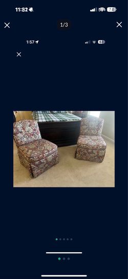 Accent chairs