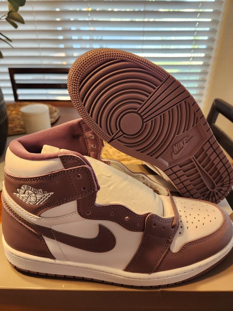 Jordan 1 High Mauve