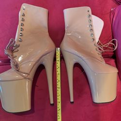 8 inch pleaser  boots… 