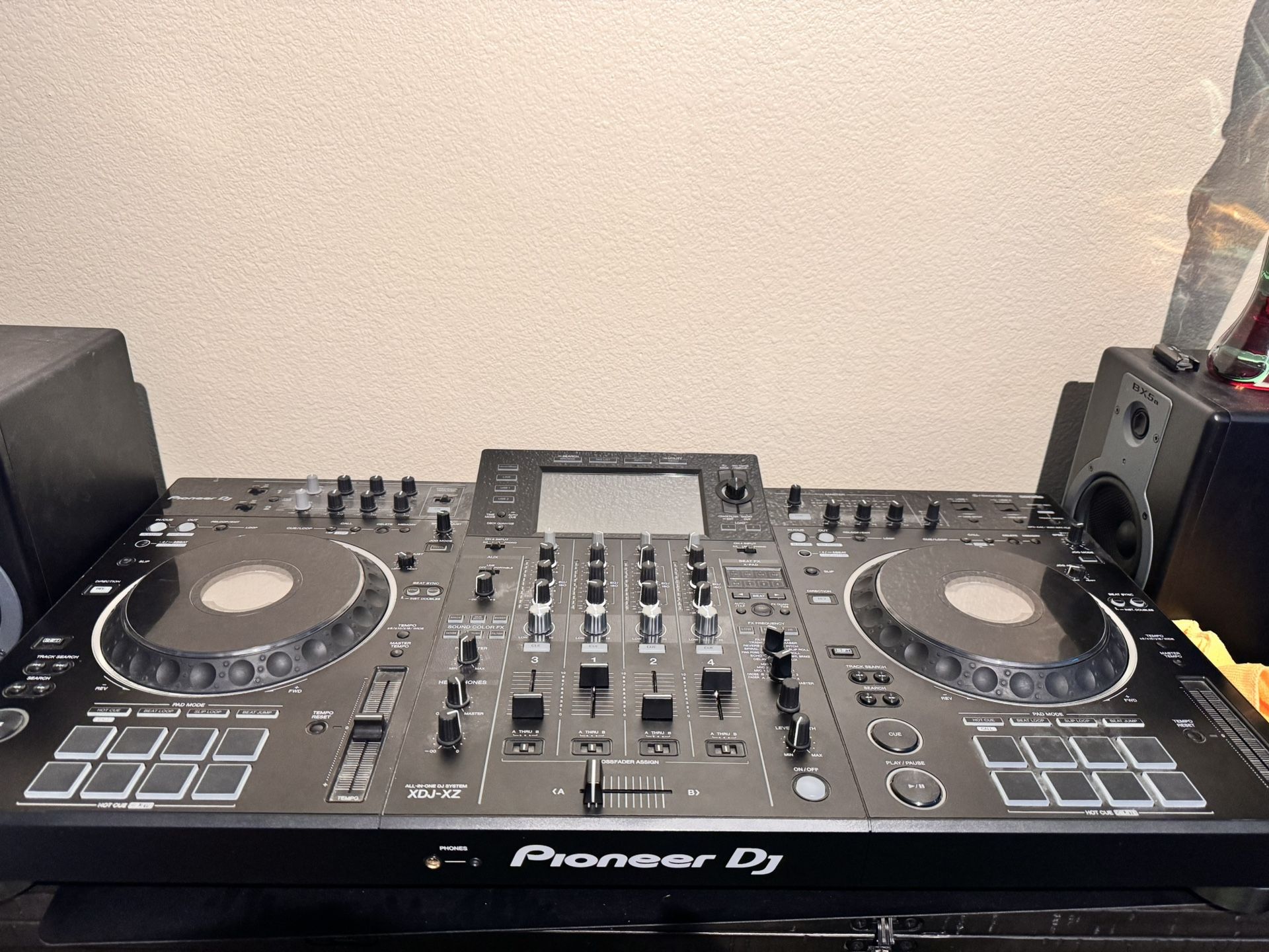Xdj-xz