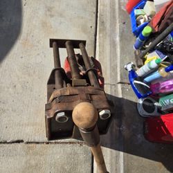 Vintage Heavy-Duty Wood Bench Vise
