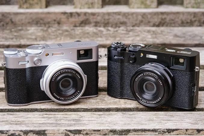 Fujifilm X100vi Sliver