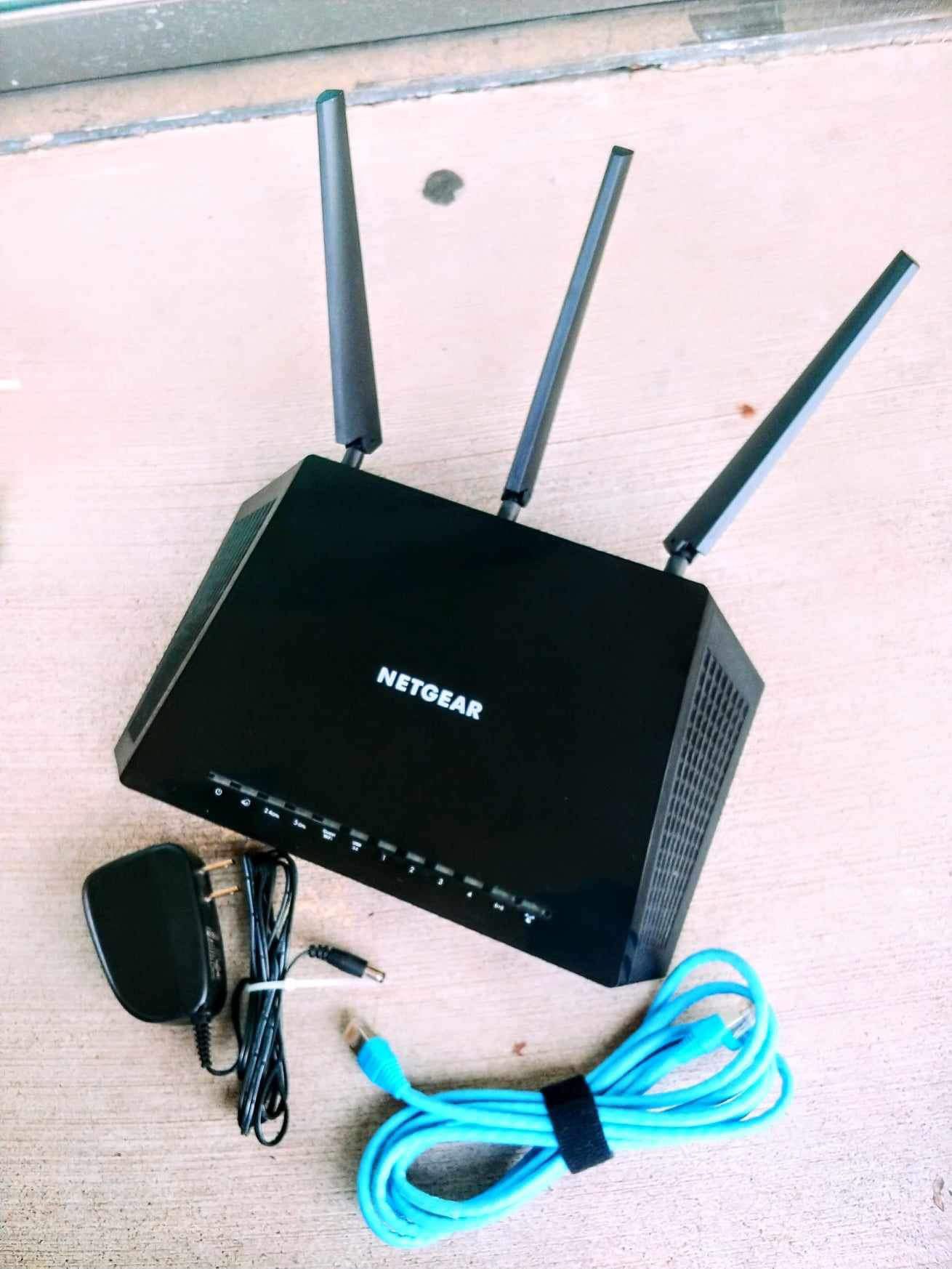Netgear R6400 AC1750 Smart Wi-Fi Router V2 Black - Used