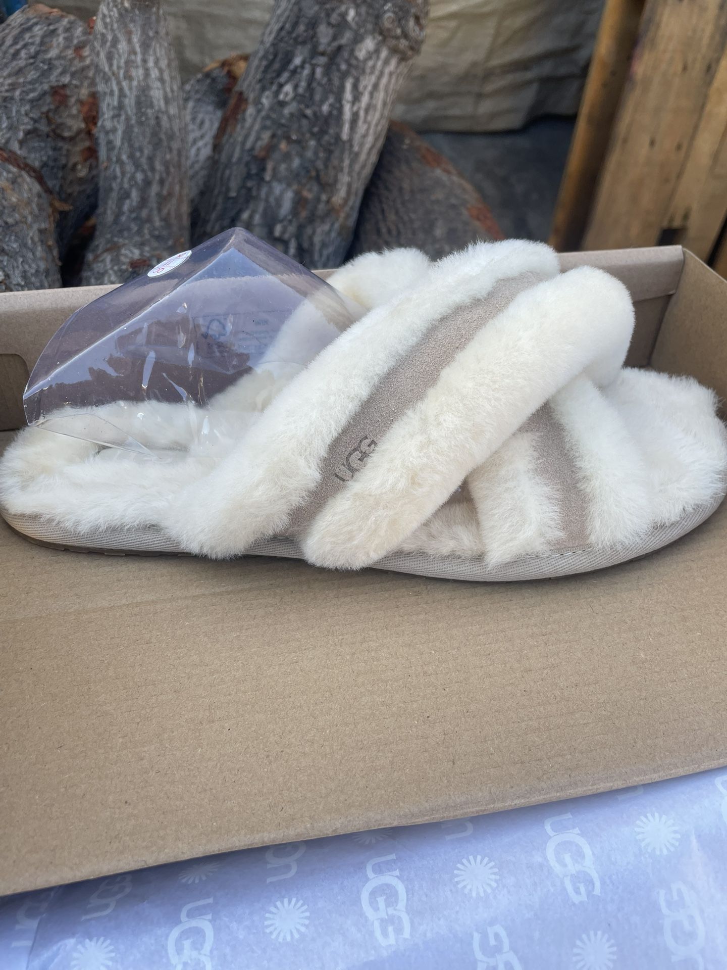 UGG Scuffita Slides Women’s