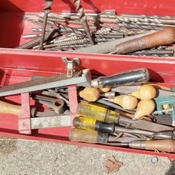 Chisels and drill bits An Tool Box