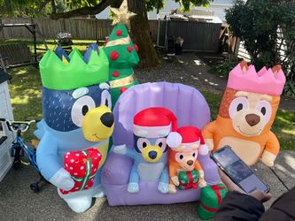 Bluey Family Christmas Yard Inflatable