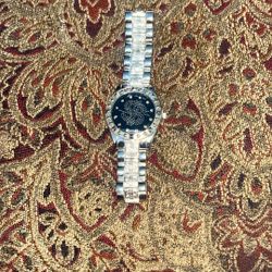 man’s money watch 