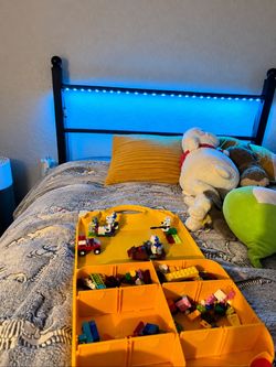 Twin led kids bed + Mattress