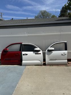 2017. Toyota. Tacoma. Doors. Parts