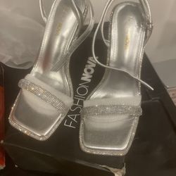 Fashion nova Women’s high heels