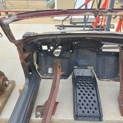 1968 Firebird Convertible Windshield/rockers  Section 