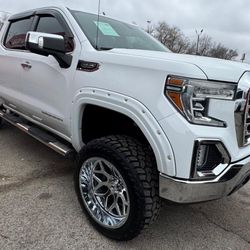 2021 GMC-SIERRA 