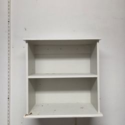 Mountable white Shelf