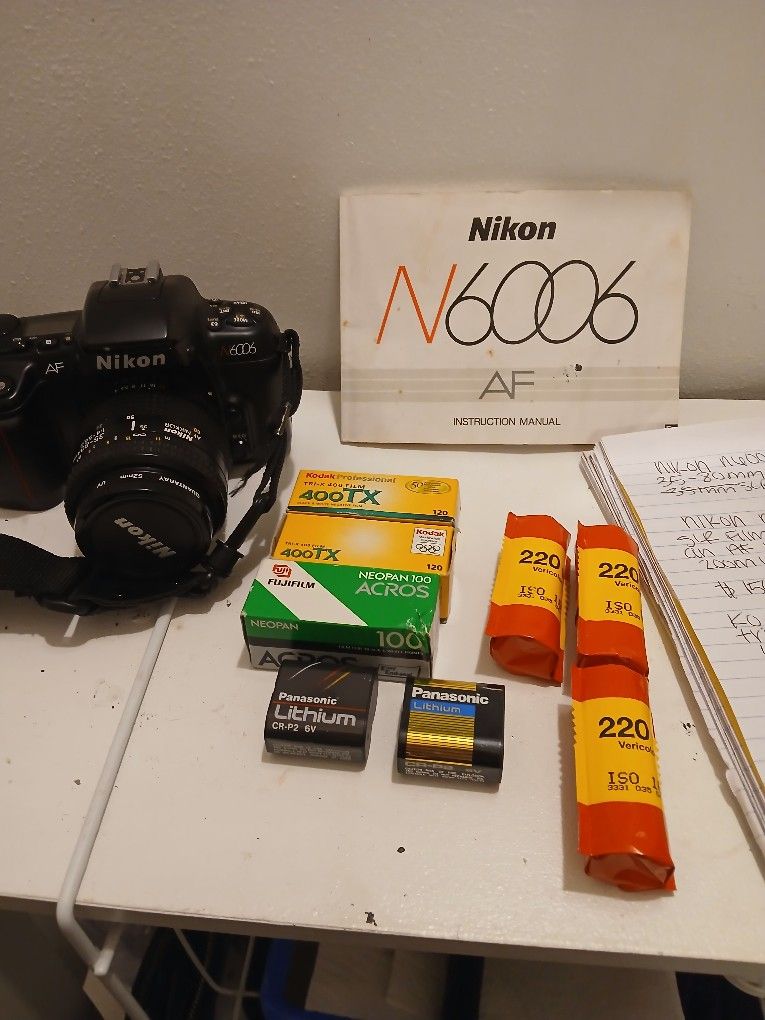 Nikon N6006 35mm Film Camera AF With Nikkor 35-80mm 1:5-5.6 Lens And Necks trap