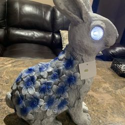 Rabbit solar, light statue