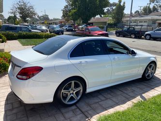 2016 Mercedes-Benz C 300 Sedan – Clean & Well-Maintained