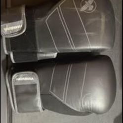 Everlast Heavy Bag & Hayabusa S4 Leather Gloves