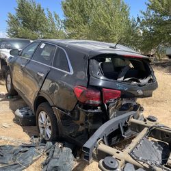 Parting Out Kia Sorrento