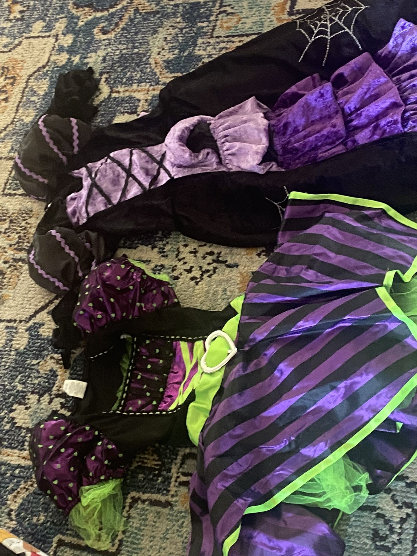 Witches Costumes