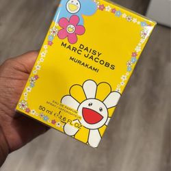 Brand New Daisy Mac Jacob’s