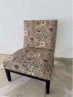Floral Accent Lounge Chair / Slipper Chair with Wood Frame