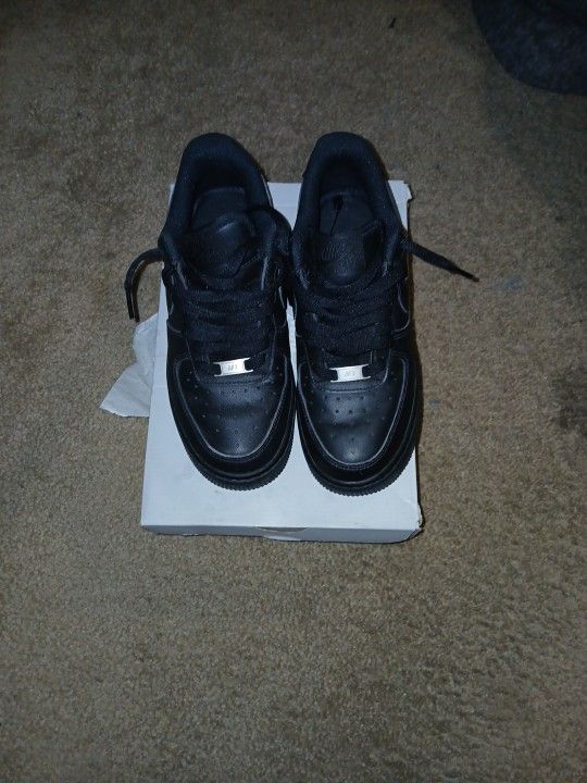 Air Force 1s Black