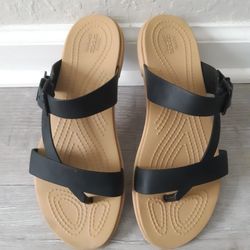 Crocs Sandals, Like New, Size 7