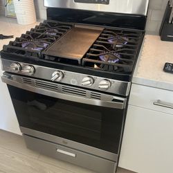 GE Gas Stove 